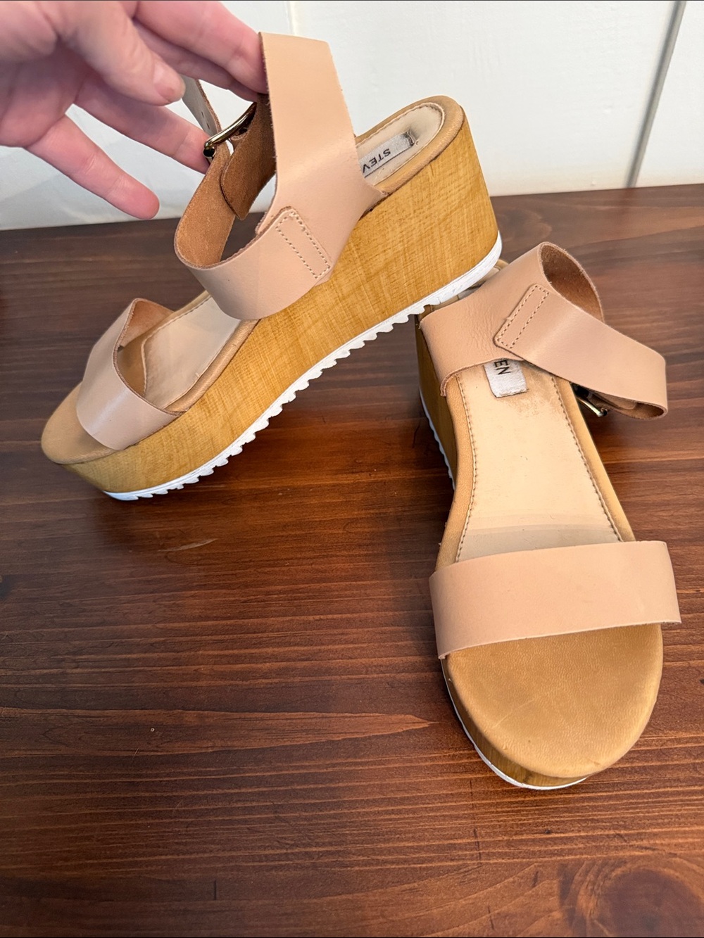 Steve Madden Leather Platform summer Sandals Neutral Resort Style Est. Sz 8